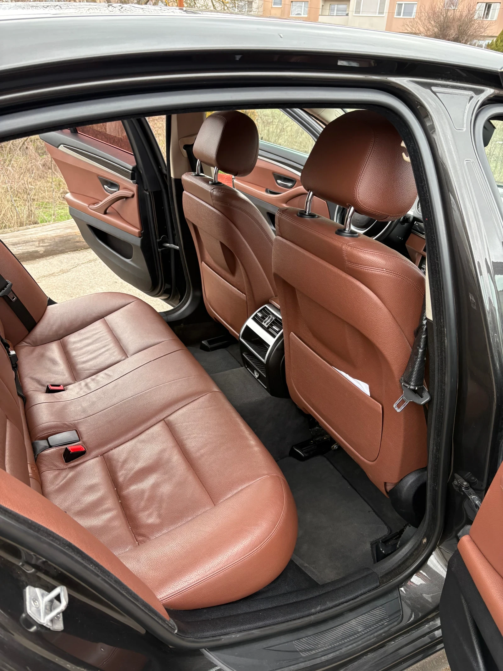 BMW 520 F10, снимка 12 - Автомобили и джипове - 54386315