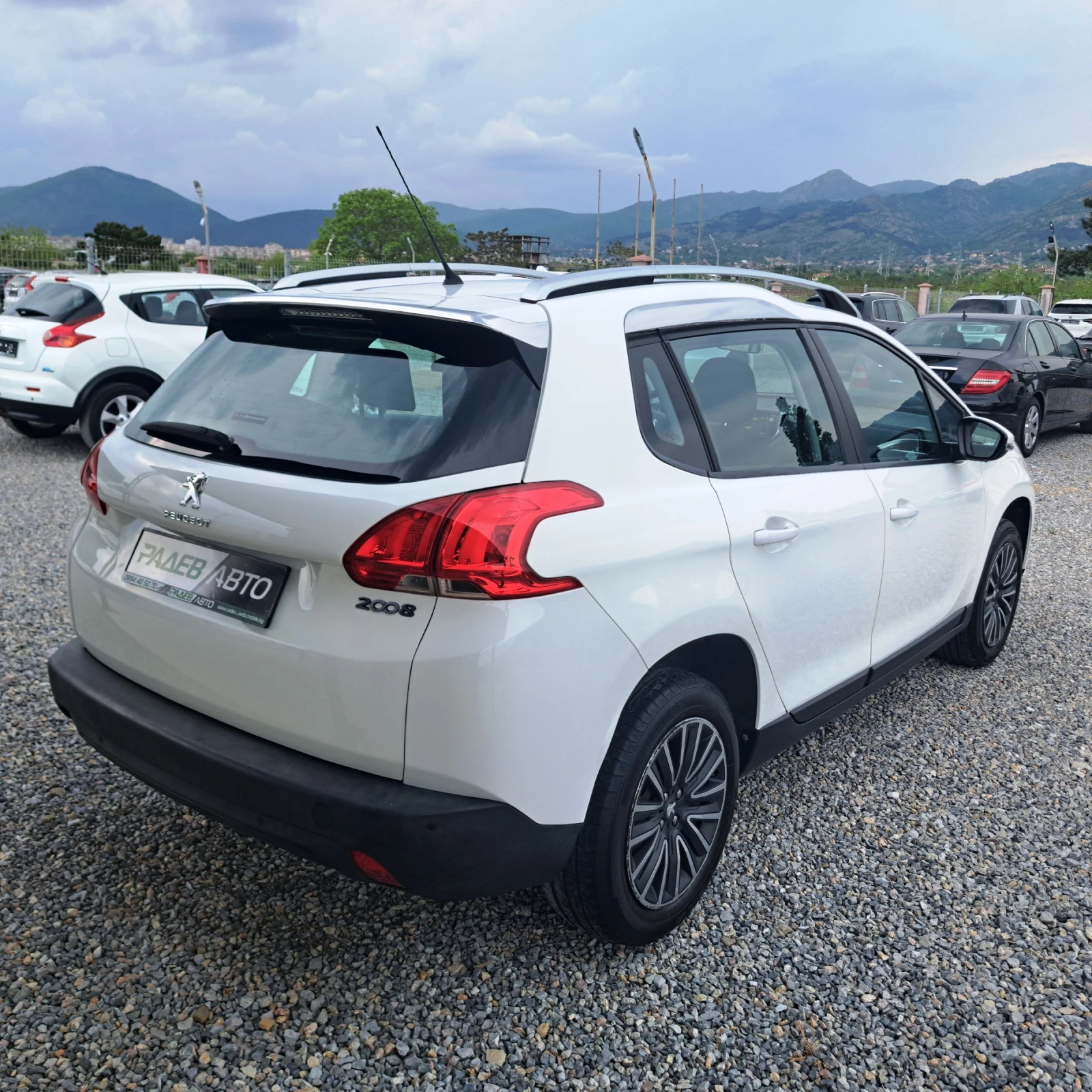 Peugeot 2008 1.2 i* MEDIA* PARKTRONIC* EURO6B* TOP! | Mobile.bg � ����������� 7