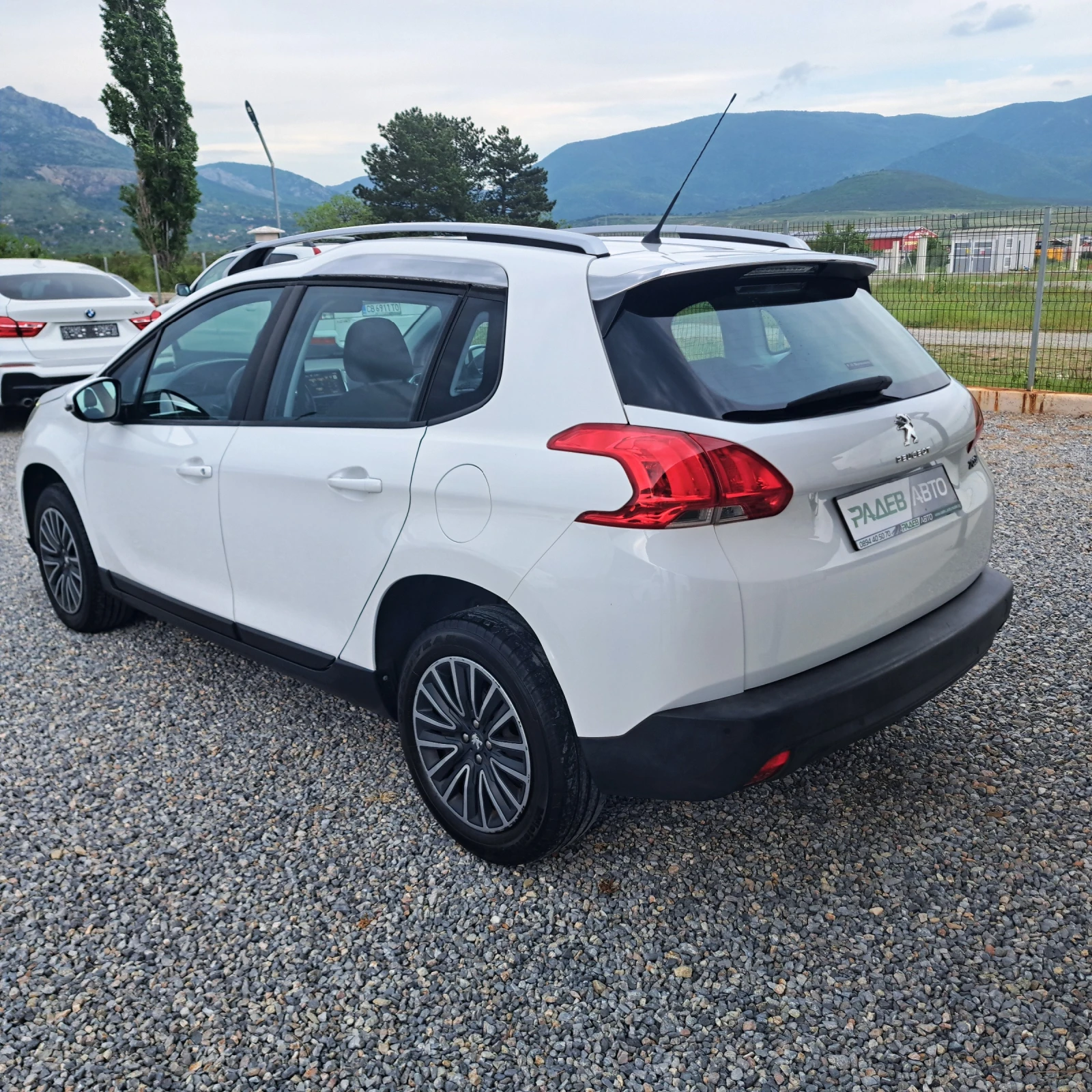Peugeot 2008 1.2 i* MEDIA* PARKTRONIC* EURO6B* TOP! | Mobile.bg � ����������� 4