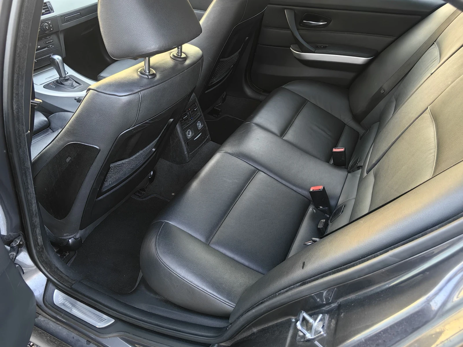 BMW 330 М pack , снимка 7 - Автомобили и джипове - 55001156