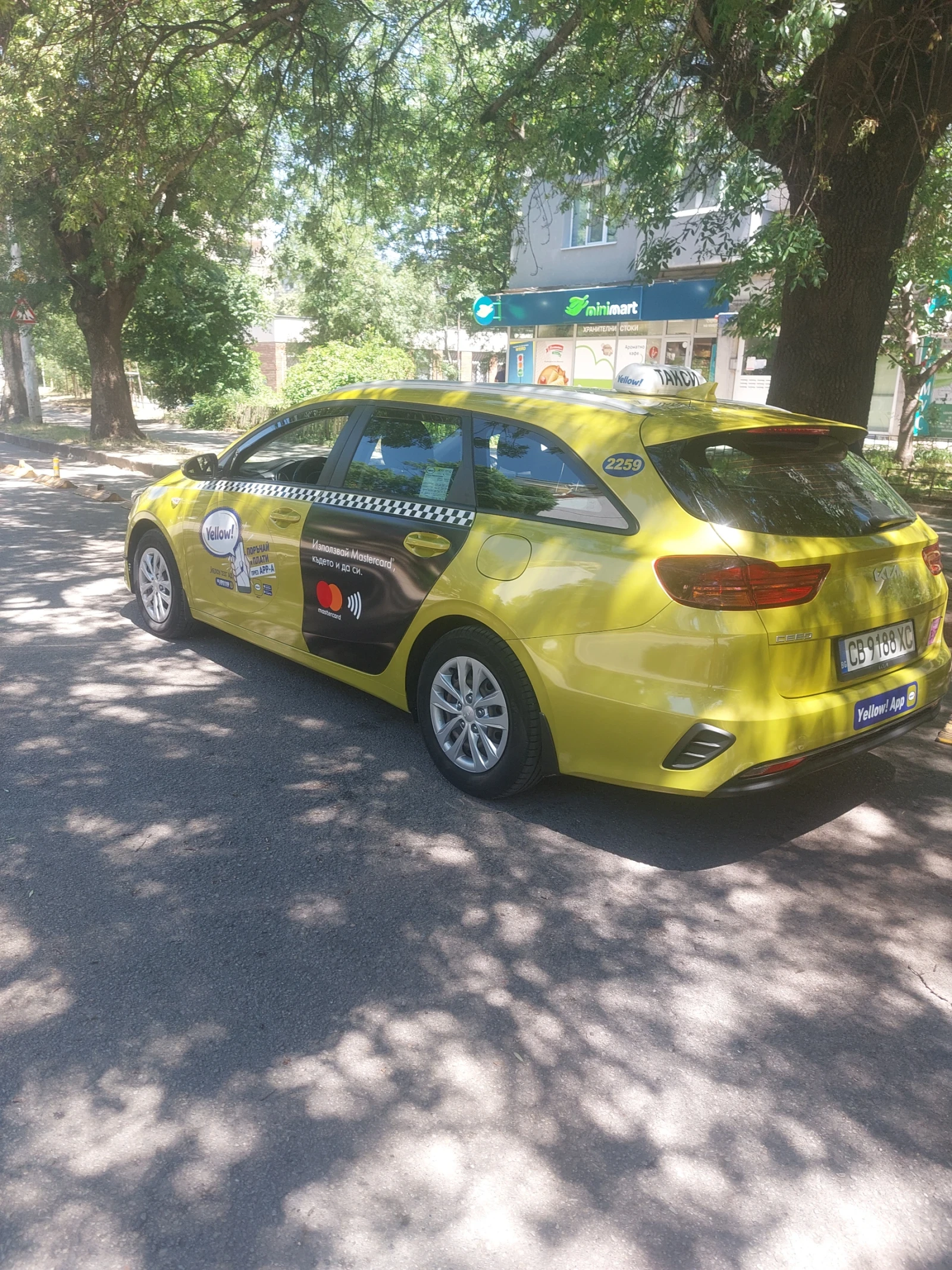 Kia Ceed, снимка 2 - Автомобили и джипове - 55241639