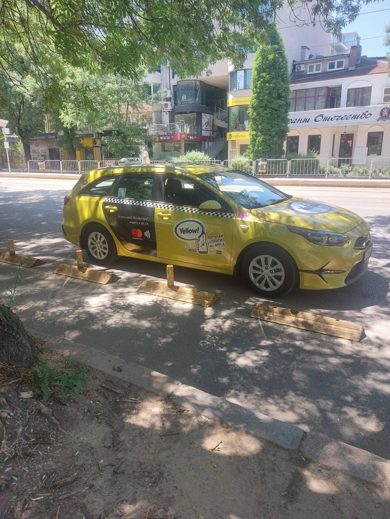 Kia Ceed, снимка 4 - Автомобили и джипове - 55241639