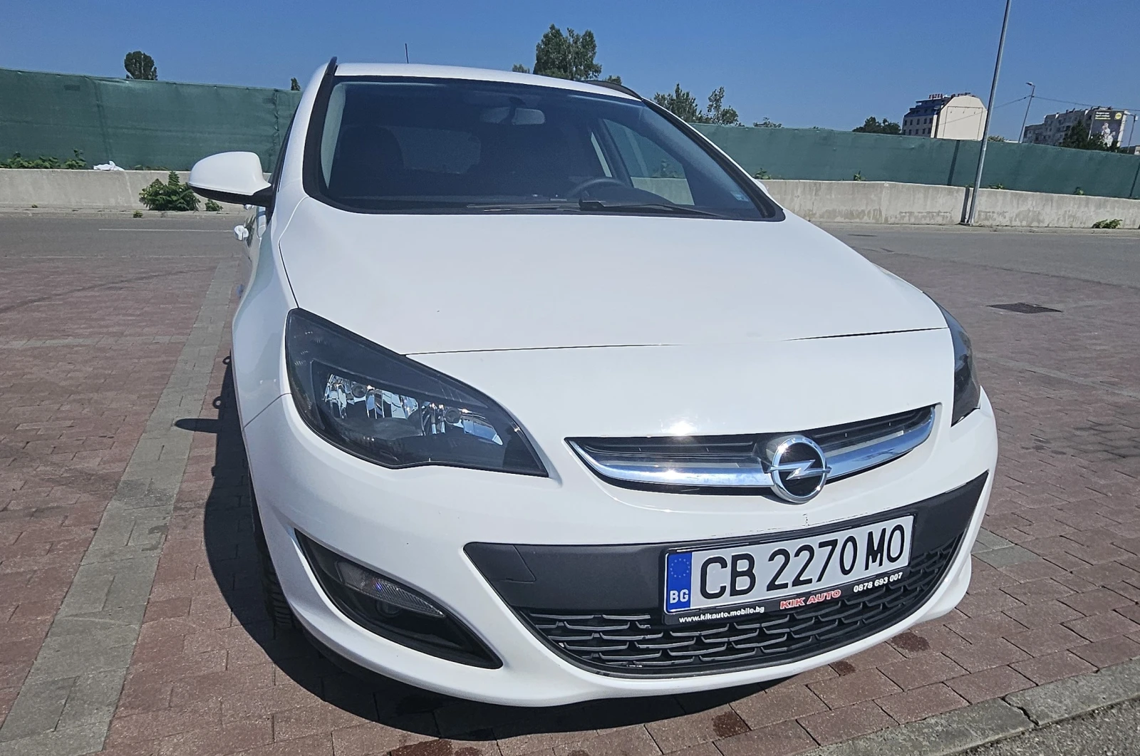 Opel Astra J 1.4 Turbo Бензин+ Газ, снимка 11 - Автомобили и джипове - 55338014