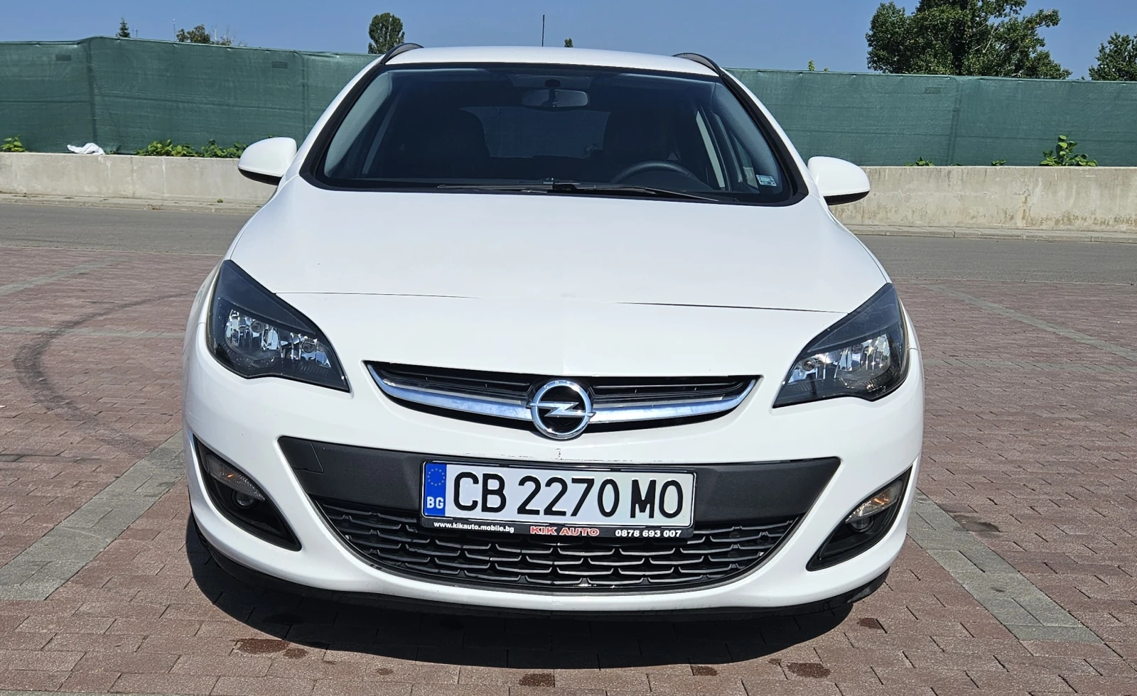 Opel Astra J 1.4 Turbo Бензин+ Газ, снимка 2 - Автомобили и джипове - 55338014
