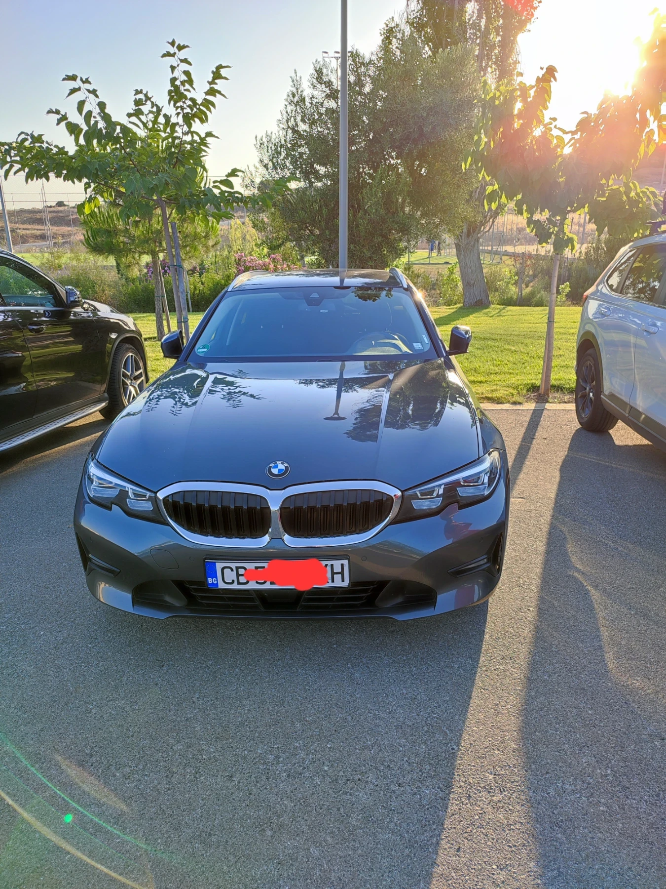 BMW 320 G21 Touring   Напълно обслужен, снимка 2 - Автомобили и джипове - 55426592