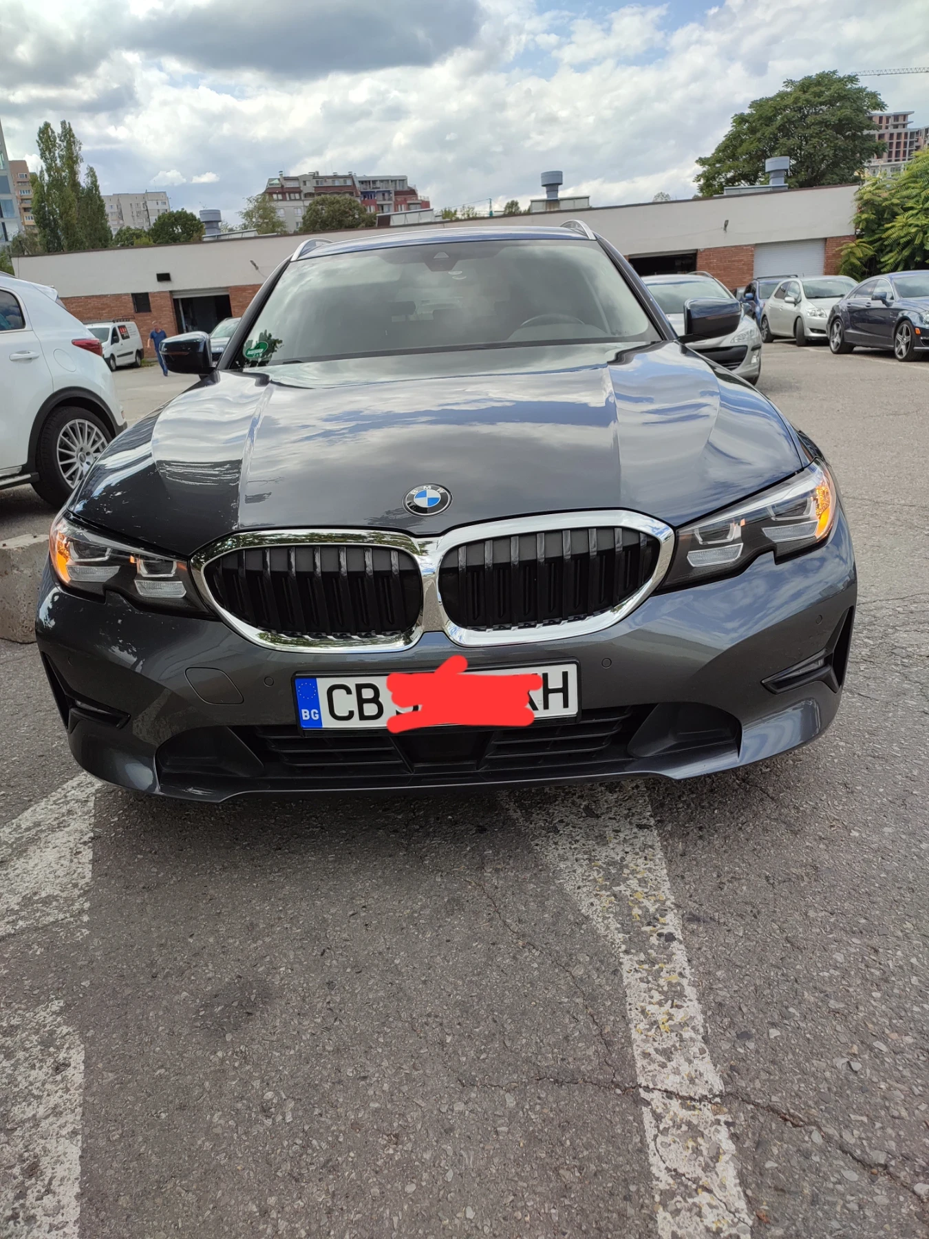 BMW 320 G21 Touring   Напълно обслужен, снимка 4 - Автомобили и джипове - 55426592