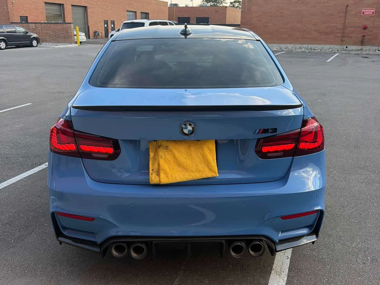 BMW M3 * ПЕРФЕКТНА* ВСИЧКИ ЕКСТРИ* БЕЗ ЗАБЕЛЕЖКИ* , снимка 5 - Автомобили и джипове - 55672014