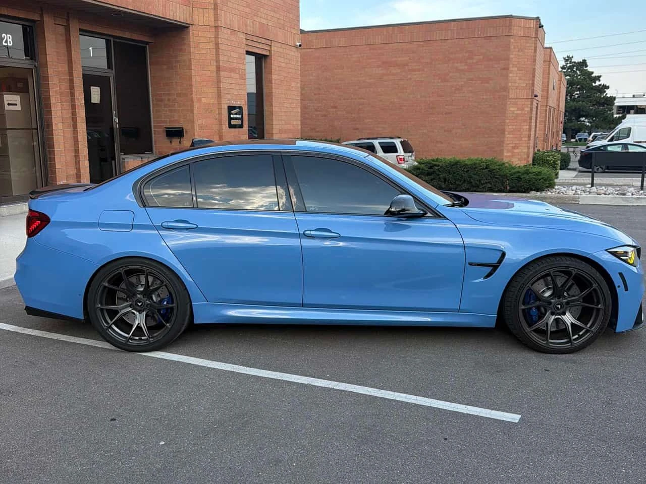 BMW M3 * ПЕРФЕКТНА* ВСИЧКИ ЕКСТРИ* БЕЗ ЗАБЕЛЕЖКИ* , снимка 4 - Автомобили и джипове - 55672014