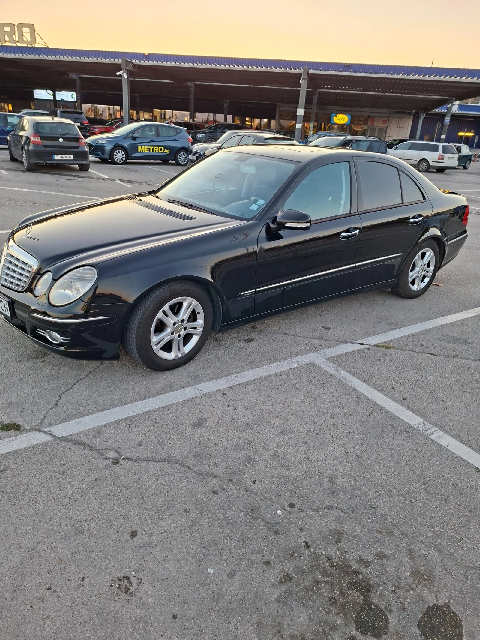Mercedes-Benz E 220 Avantgarde ! ТОП !, снимка 2 - Автомобили и джипове - 55708631
