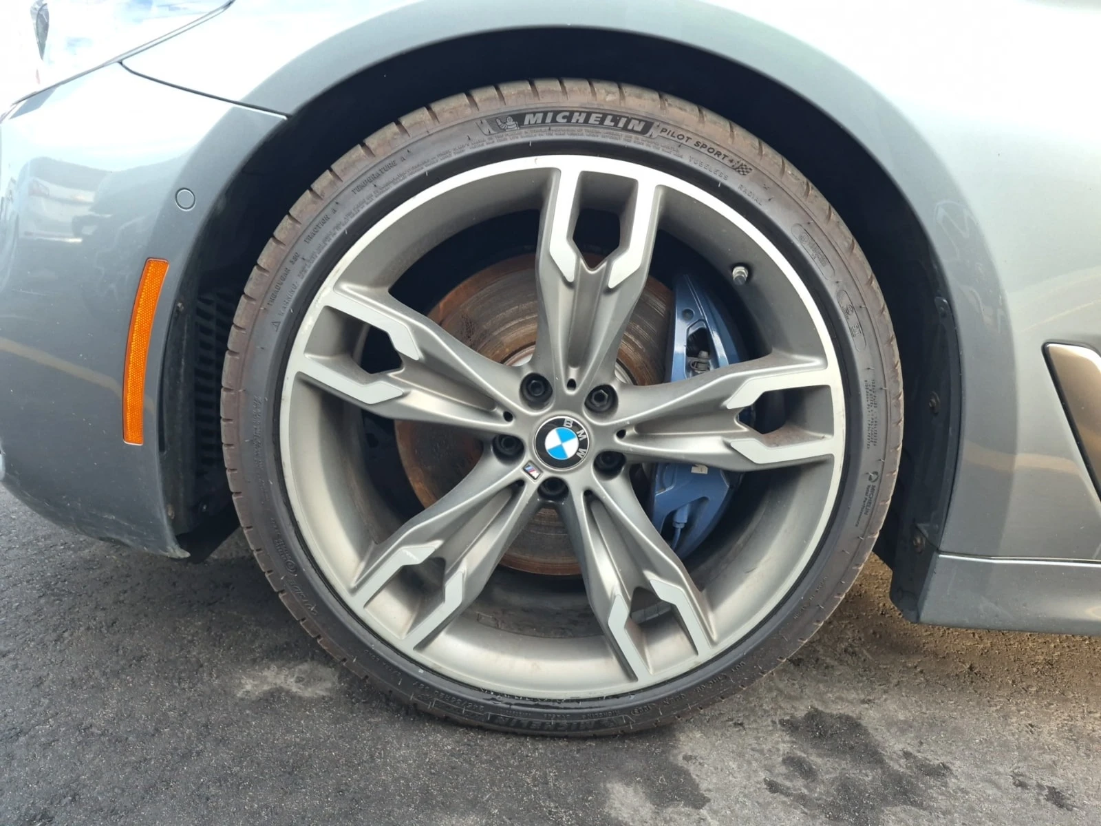 BMW 550 * M550I XDRIVE * CARFAX * , снимка 6 - Автомобили и джипове - 56131508