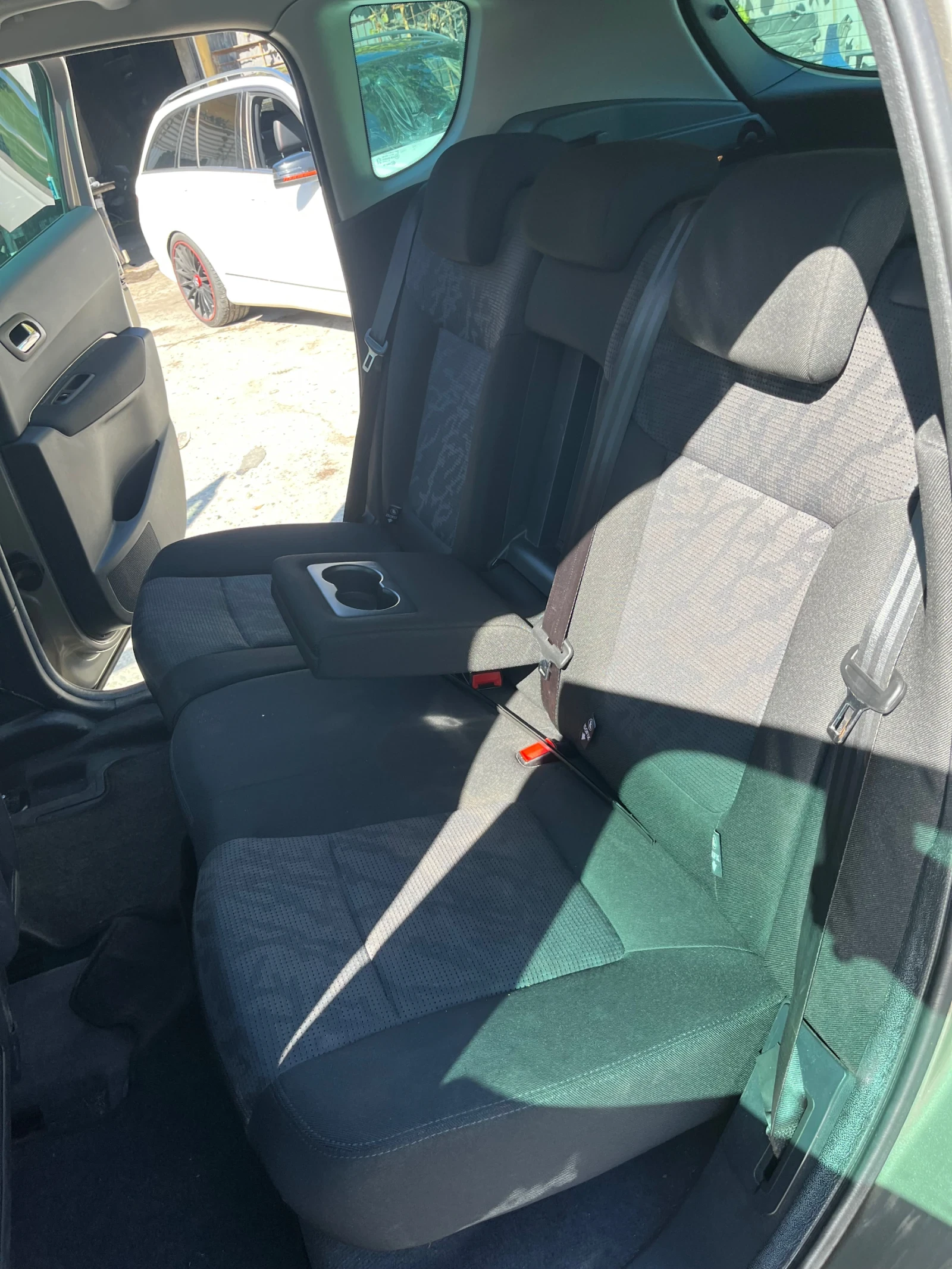 Peugeot 3008, снимка 7 - Автомобили и джипове - 56252146