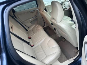 Volvo XC60 AWD 3.2i - 238 к.с / АВТОМАТИК / ПАНОРАМА / ЛЕД, снимка 13