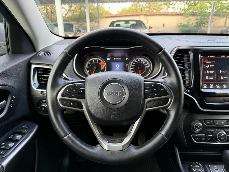 Jeep Cherokee 3.2 V6, LIMITED, снимка 11 - Автомобили и джипове - 51634784