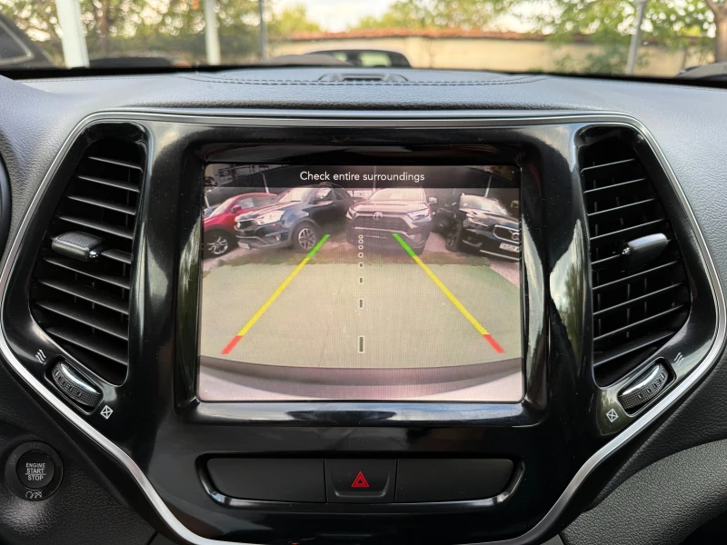 Jeep Cherokee 3.2 V6, LIMITED, снимка 14 - Автомобили и джипове - 51634784