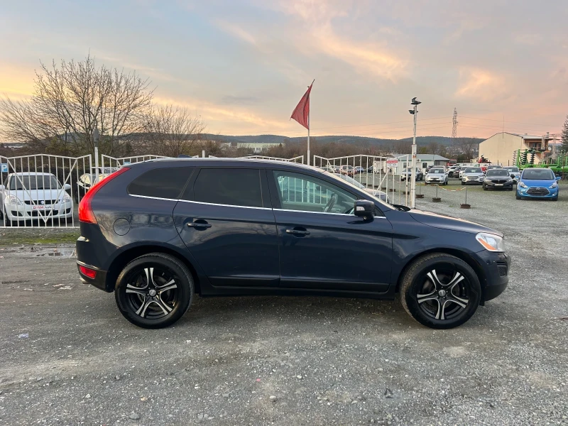 Volvo XC60 AWD 3.2i - 238 к.с / АВТОМАТИК / ПАНОРАМА / ЛЕД, снимка 4 - Автомобили и джипове - 52681460