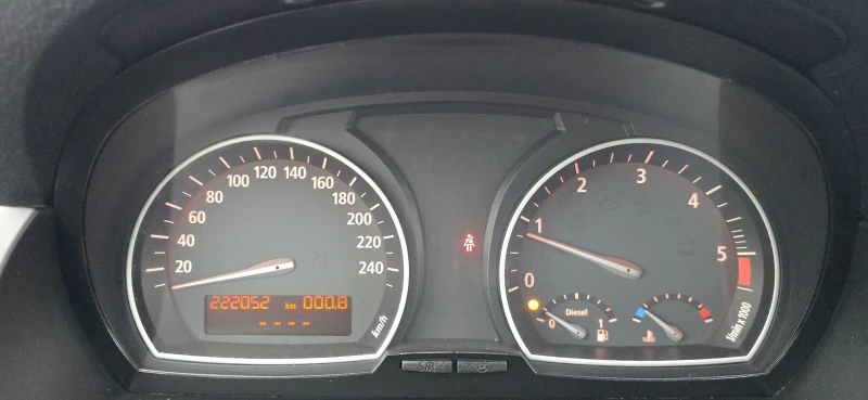 BMW X3 2.0d Xdrive, снимка 8 - Автомобили и джипове - 53035885