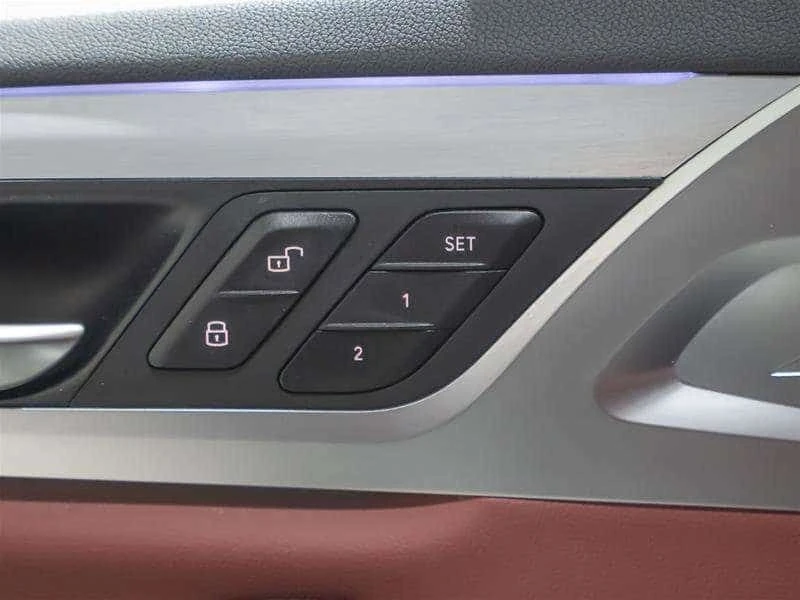 BMW X4 * xDrive30i Premium Package Enhanced Harman Kardo , снимка 12 - Автомобили и джипове - 54934562