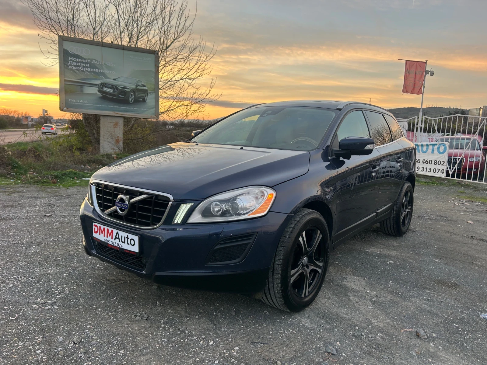 Volvo XC60 AWD 3.2i - 238 к.с / АВТОМАТИК / ПАНОРАМА / ЛЕД, снимка 1