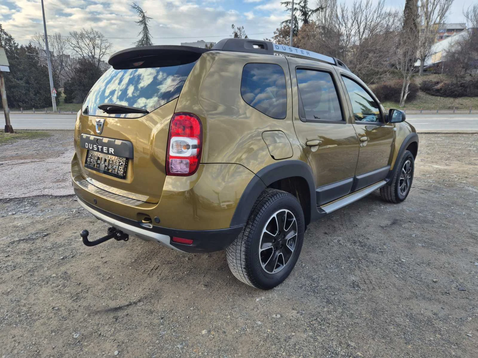 Dacia Duster 1.2i 99000км!!! - изображение 5