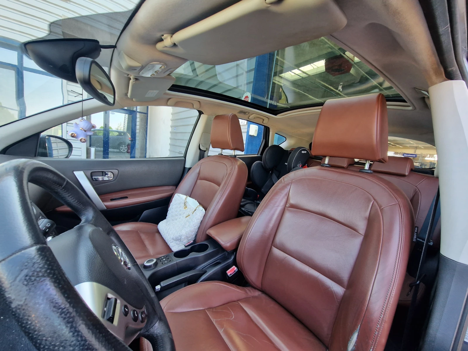 Nissan Qashqai 2.0/4X4/keyless/Panorama.TOP - изображение 8