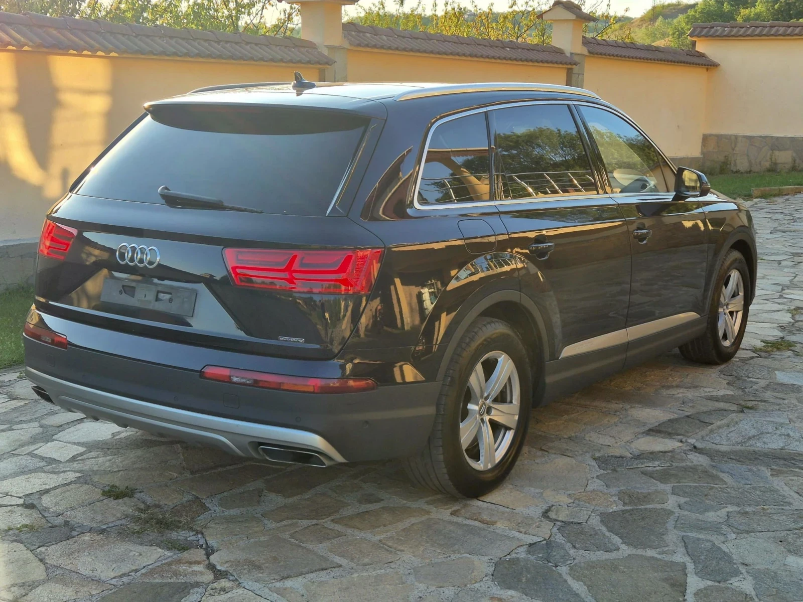 Audi Q7 Matrix/Pano/Night-Vison/360Cam/1-ви собственик/  - изображение 5