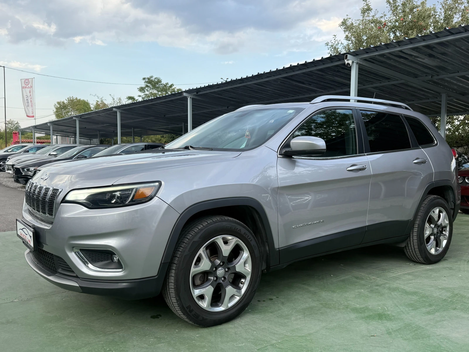 Jeep Cherokee 3.2 V6, LIMITED | Mobile.bg   1