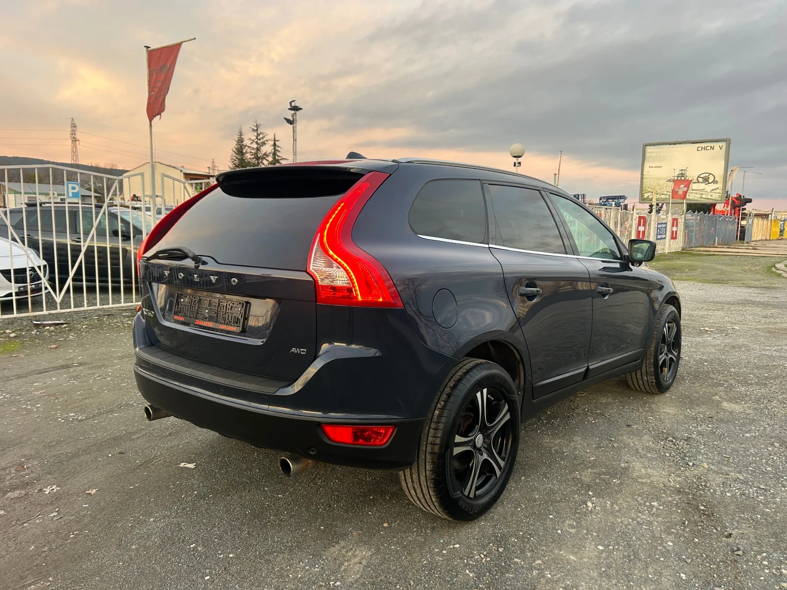 Volvo XC60 AWD 3.2i - 238 . /  /  /  | Mobile.bg   5