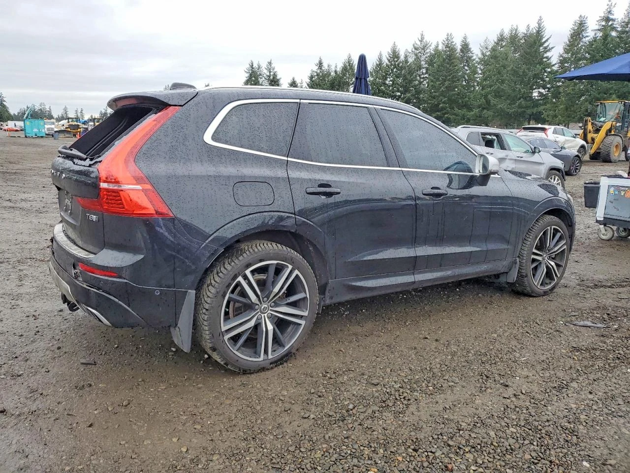 Volvo XC60 * T8* R-DESIGN*  - изображение 4