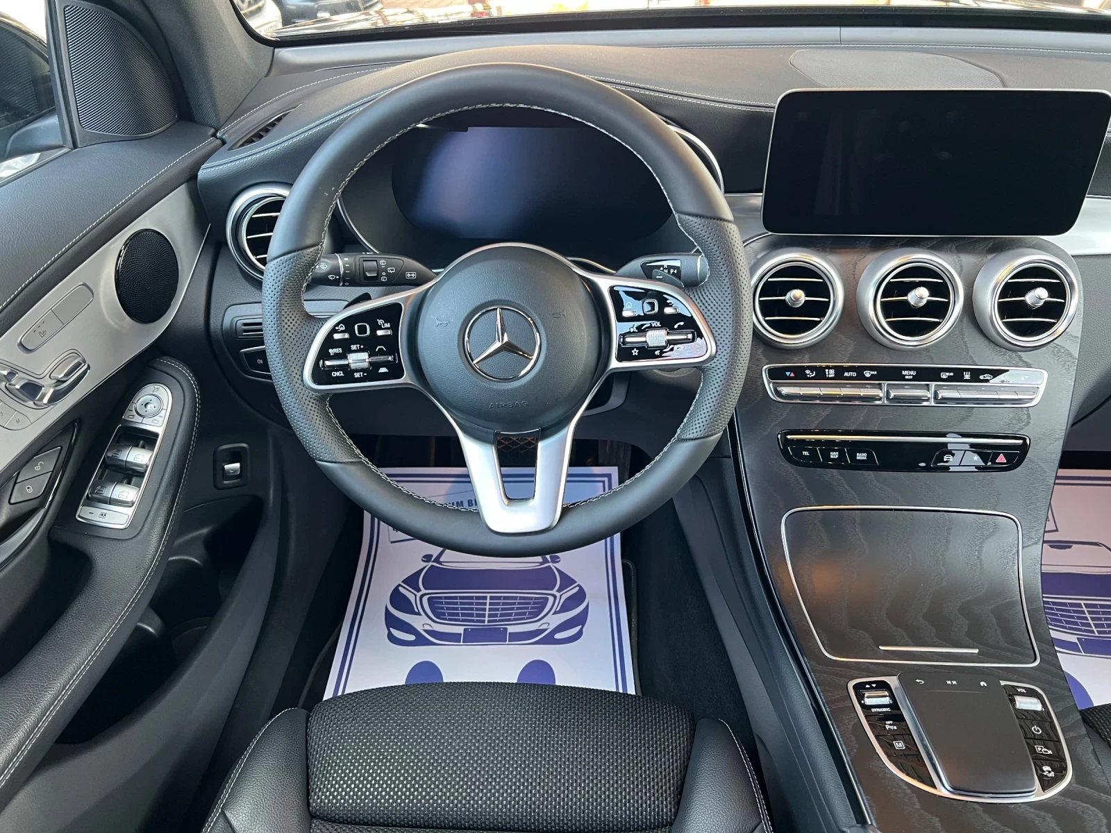 Mercedes-Benz GLC 300 300de* AMG* SUV* 4MATIC* 9G-TRONIC* , снимка 12 - Автомобили и джипове - 53786355