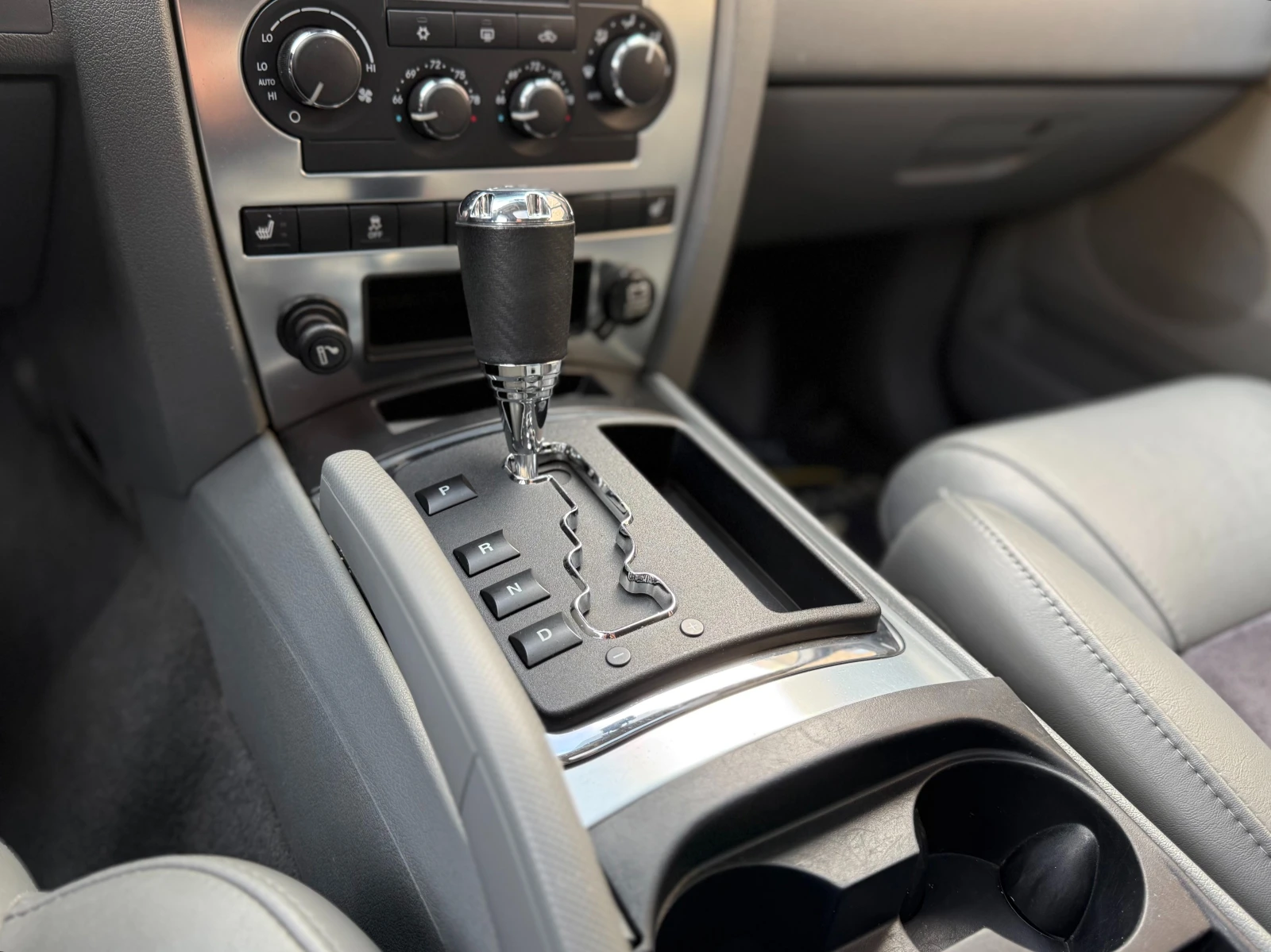 Jeep Grand cherokee 6 ������ ��������/6.1 SRT8 426�.�. ���������!!! | Mobile.bg � ����������� 11