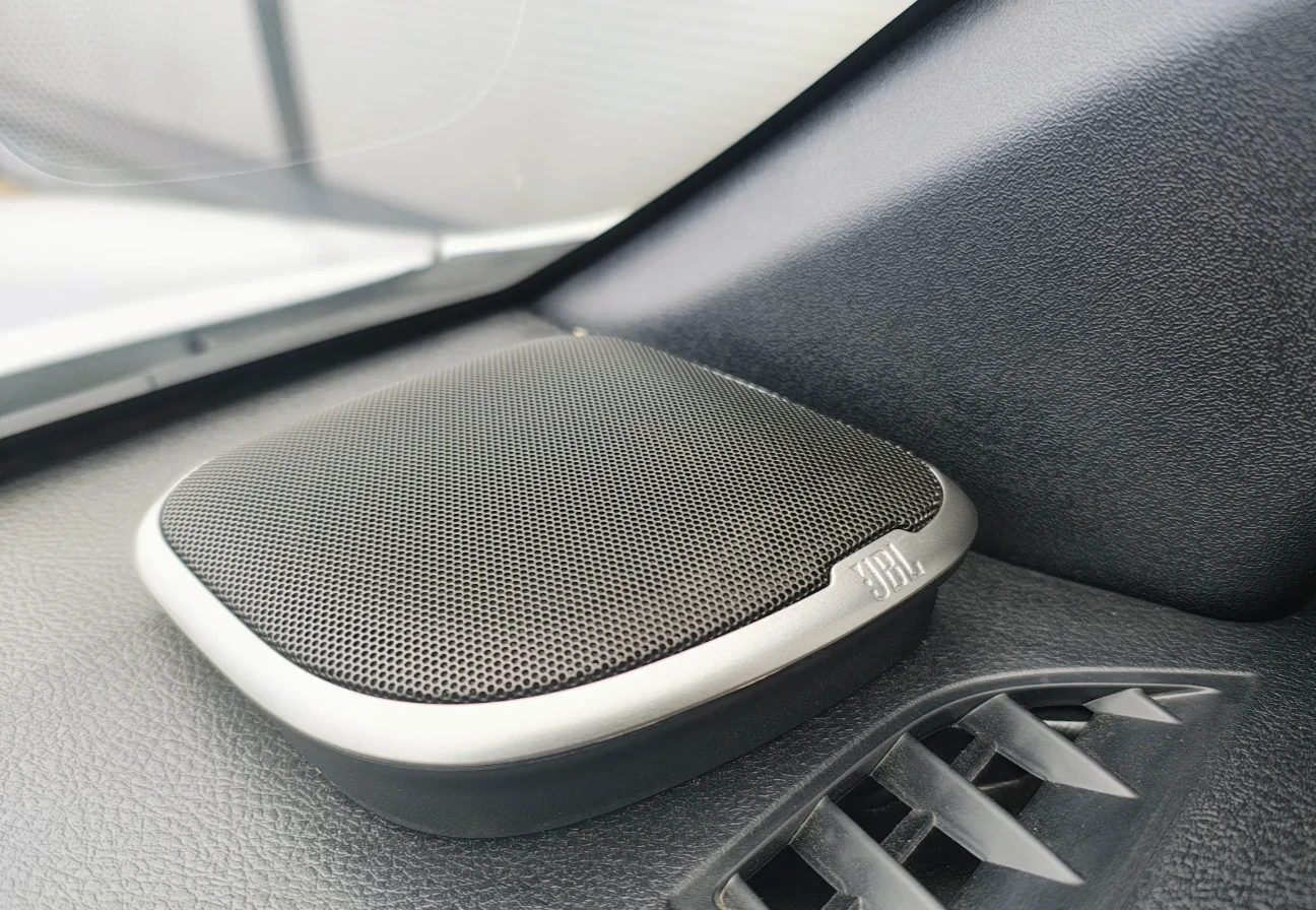 Toyota Hilux 2.8D 4x4 Double Cab Invincible/360/Отопление, снимка 9 - Автомобили и джипове - 53928639