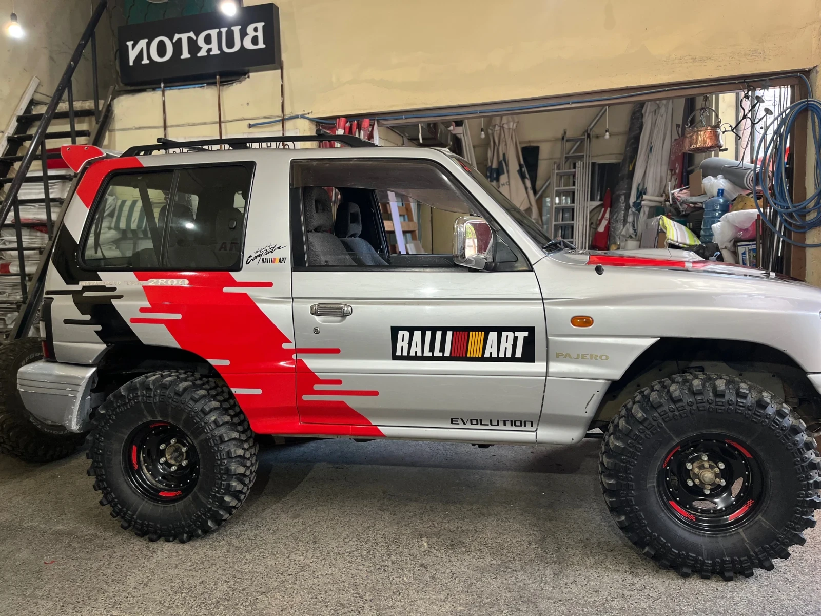 Mitsubishi Pajero 2.8 SuperSelect Italtly, снимка 3 - Автомобили и джипове - 54247319
