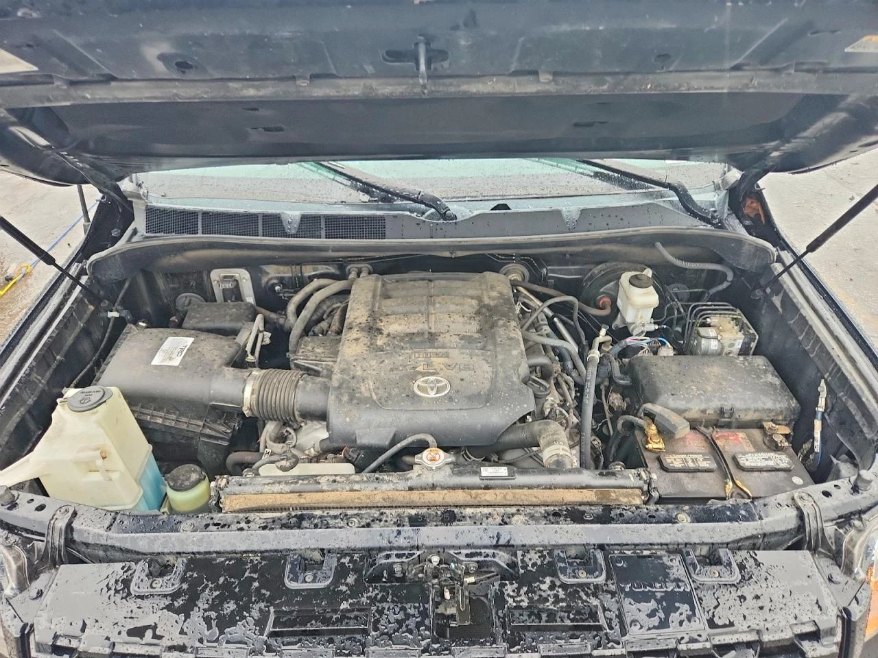 Toyota Tundra 5.7l Trd Pro, снимка 11 - Автомобили и джипове - 54883330