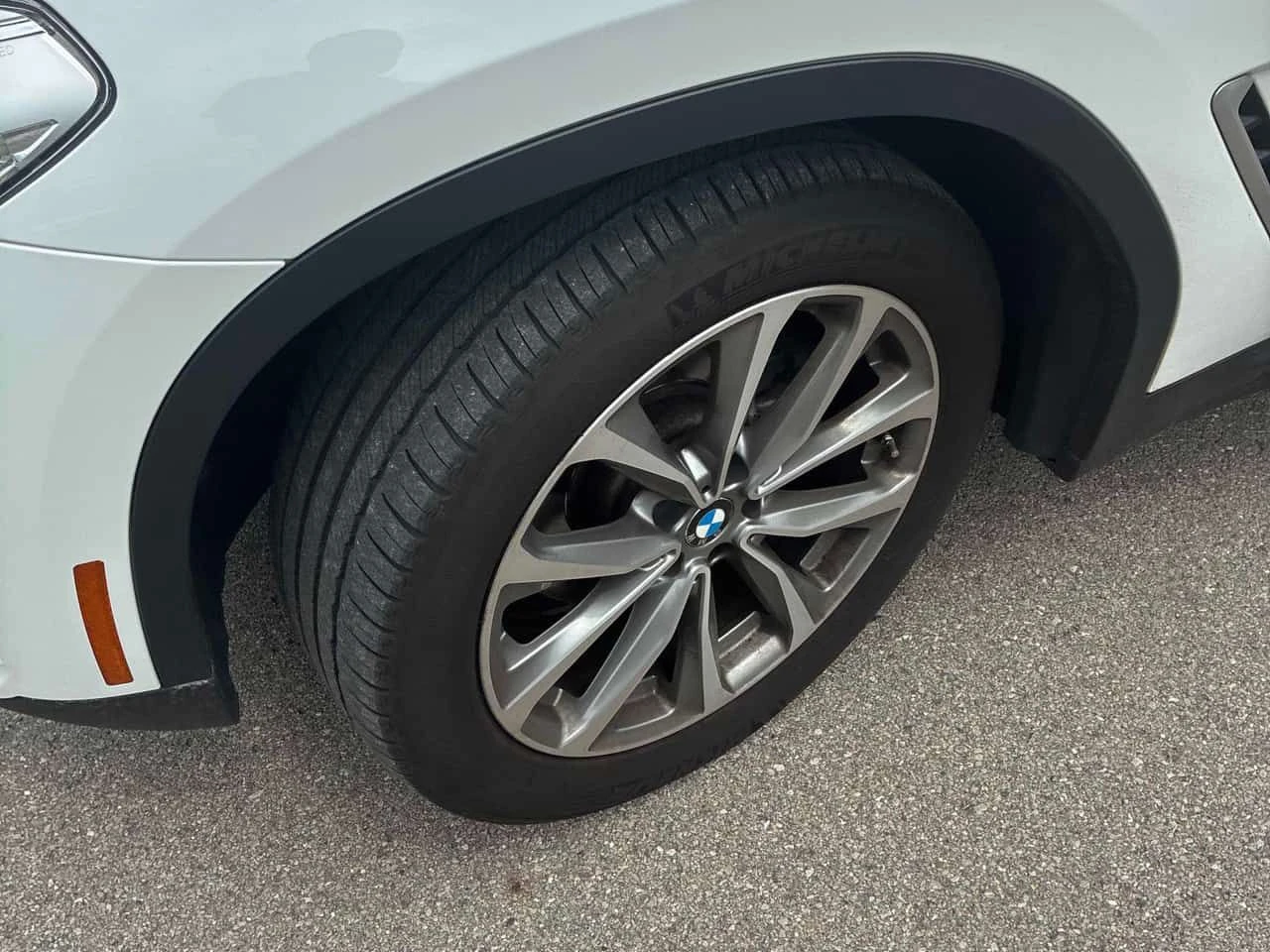 BMW X3 xDrive30i/CARFAX/ПОДГРЕВ/ПАНОРАМА/КЛИП НА МОТОРА, снимка 7 - Автомобили и джипове - 55213571