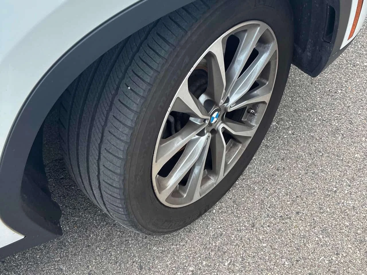 BMW X3 xDrive30i/CARFAX/ПОДГРЕВ/ПАНОРАМА/КЛИП НА МОТОРА, снимка 14 - Автомобили и джипове - 55213571