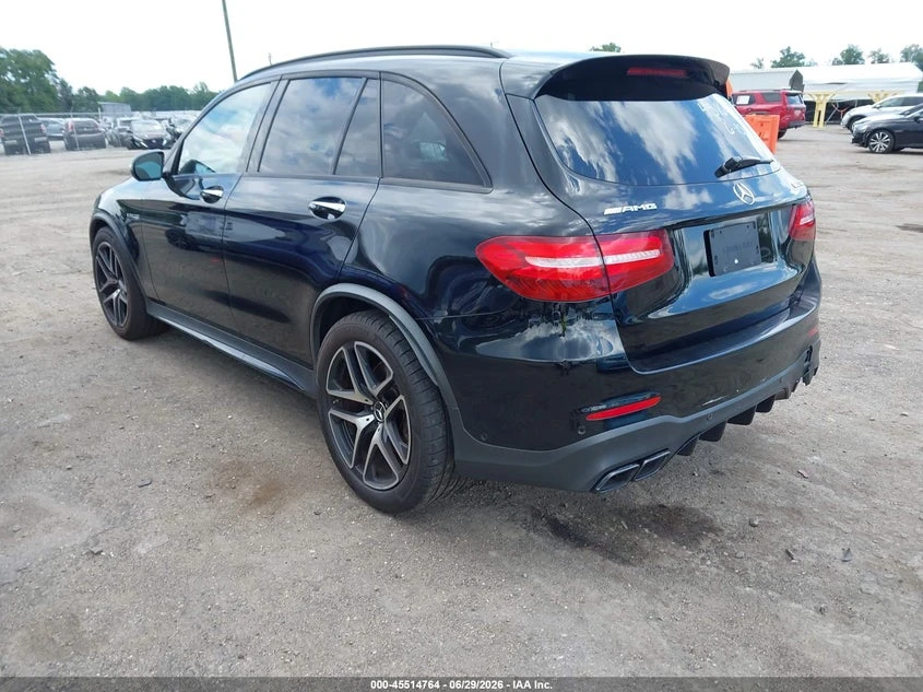 Mercedes-Benz GLC 63 AMG Автокредит Цена до България, снимка 5 - Автомобили и джипове - 55445396