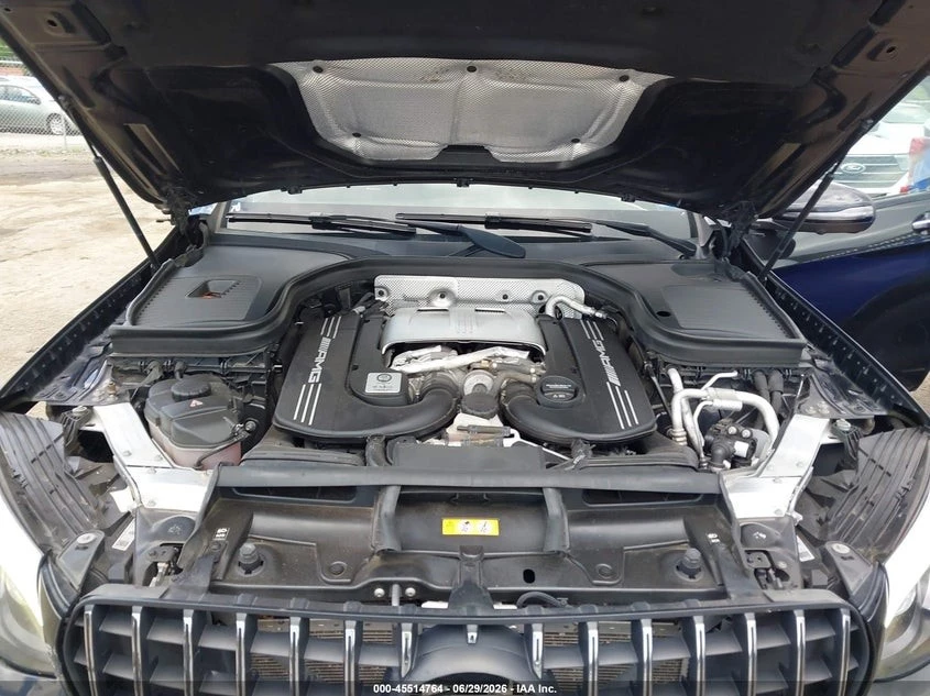 Mercedes-Benz GLC 63 AMG Автокредит Цена до България, снимка 15 - Автомобили и джипове - 55445396