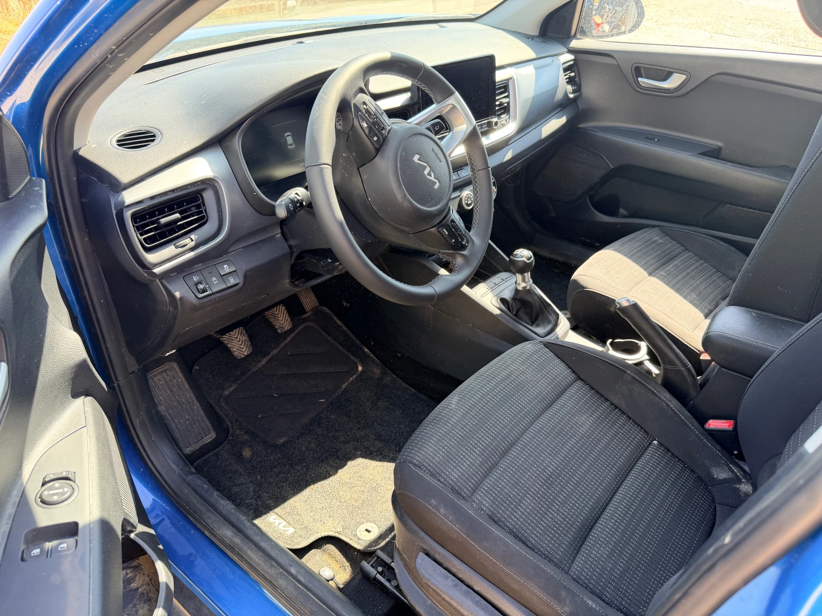 Kia Stonic 1.2 CVVT, снимка 9 - Автомобили и джипове - 55767848