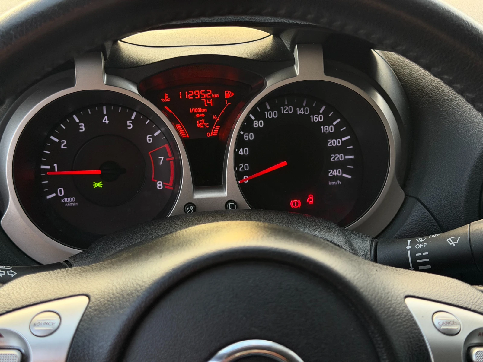 Nissan Juke 1.6 Бензин, 113к км!, снимка 9 - Автомобили и джипове - 56216338