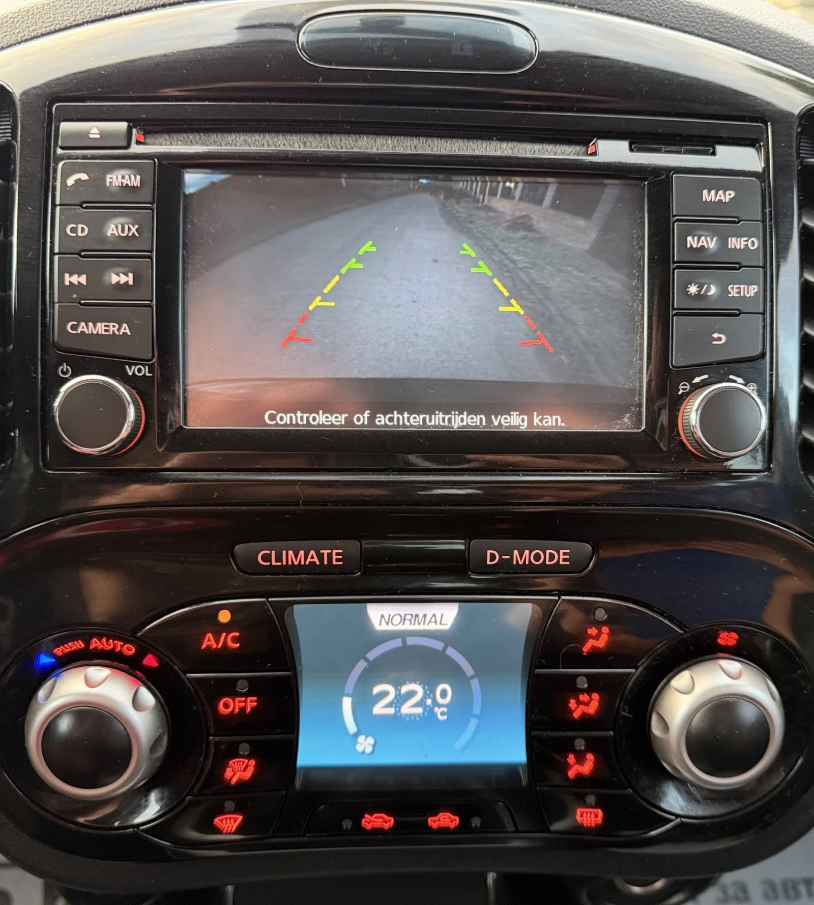 Nissan Juke 1.6 Бензин, 113к км!, снимка 11 - Автомобили и джипове - 56216338