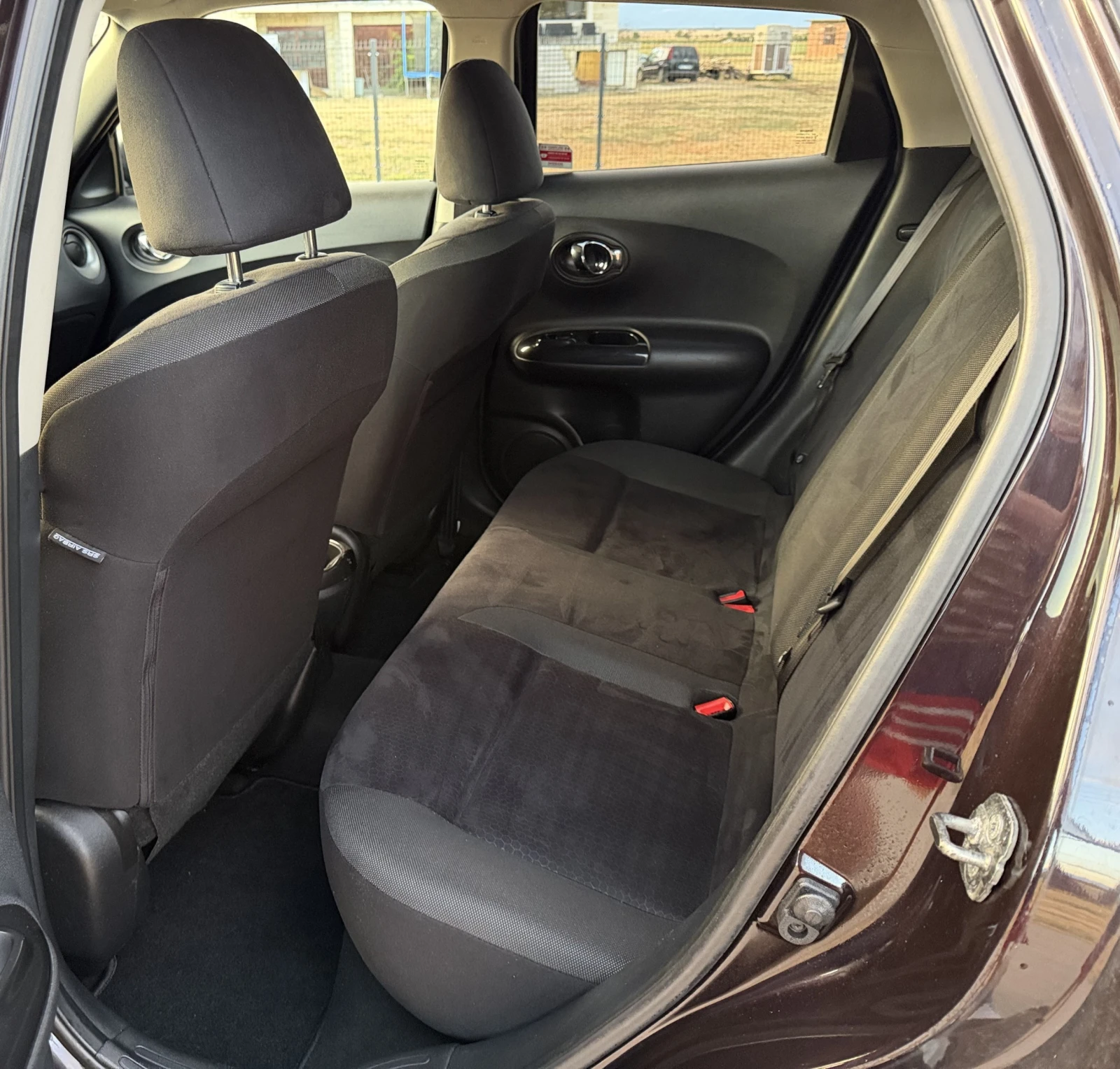 Nissan Juke 1.6 Бензин, 113к км!, снимка 12 - Автомобили и джипове - 56216338