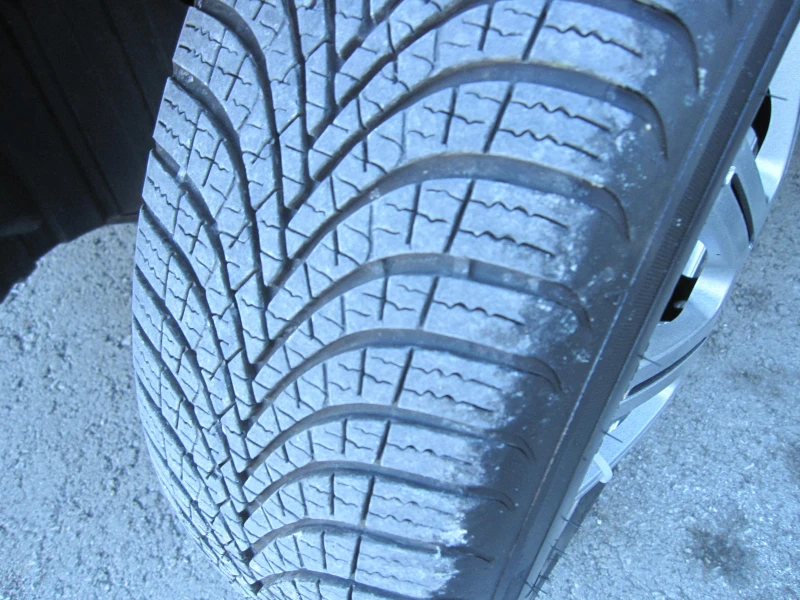 Nissan NV200 7места 1, 5dci, снимка 10 - Бусове и автобуси - 52249358