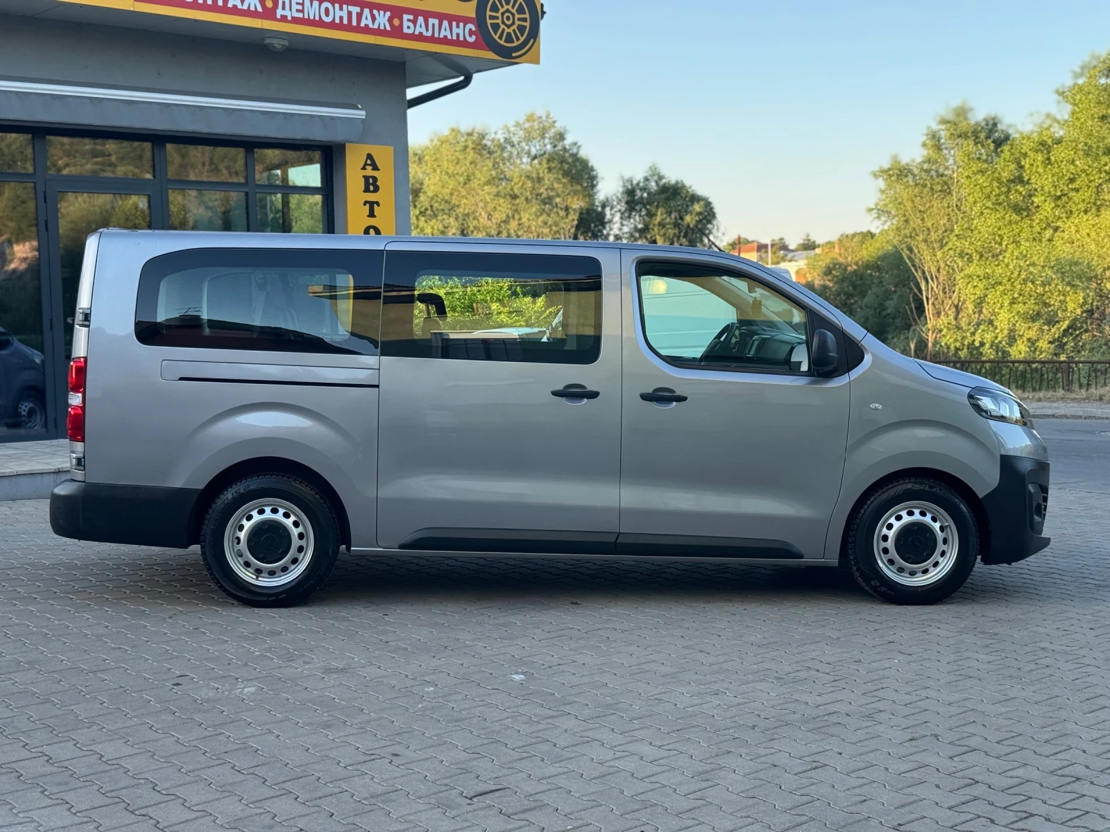 Opel Vivaro 1.5CDTI 120hp , снимка 6 - Бусове и автобуси - 55161953