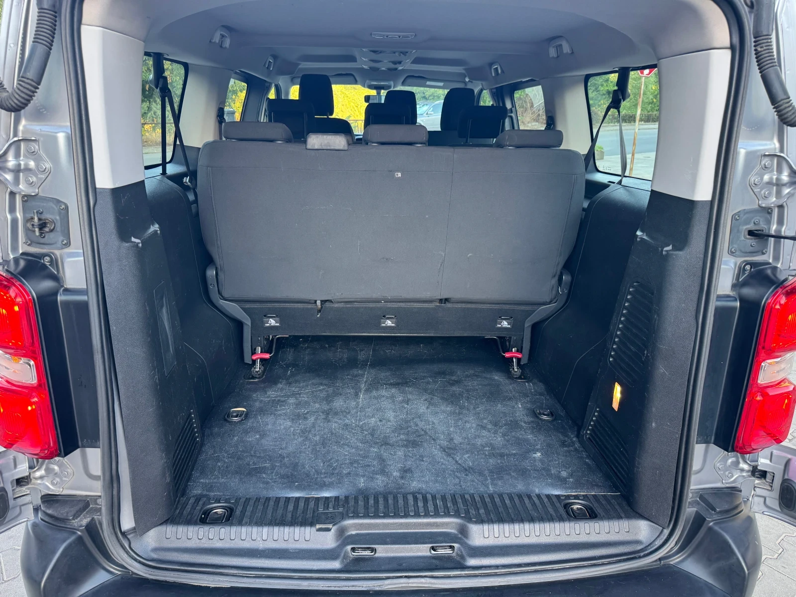 Opel Vivaro 1.5CDTI 120hp , снимка 12 - Бусове и автобуси - 55161953