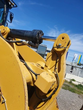 Челен товарач Cat CATERPILLAR 966M, снимка 8