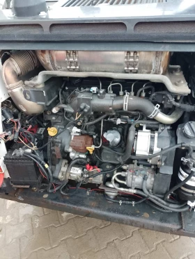 Мини челни товарачи Bobcat T770, снимка 17