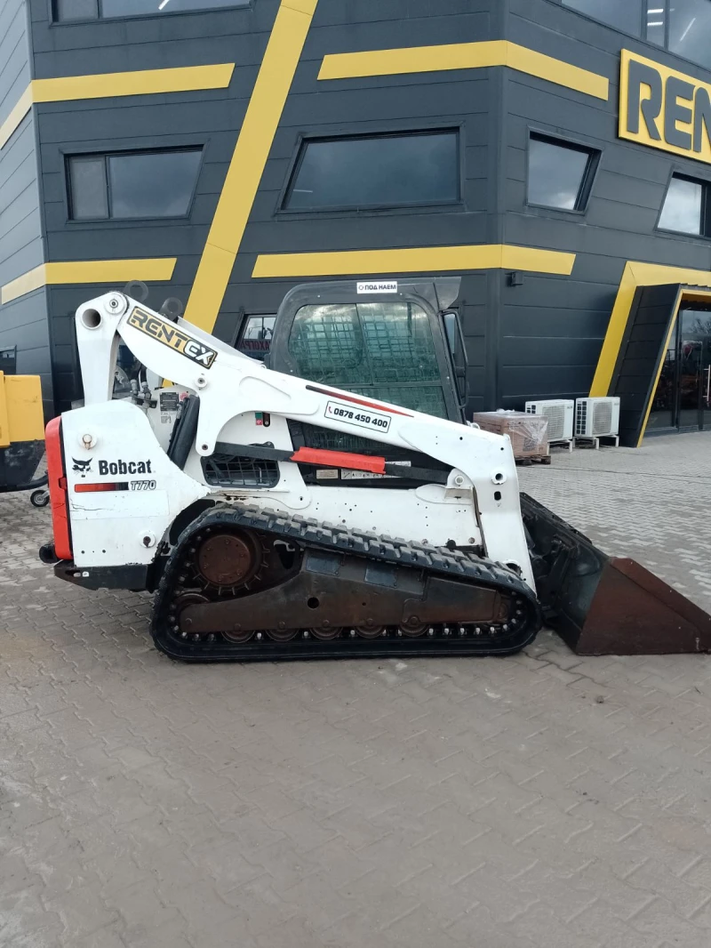 Мини челни товарачи Bobcat T770