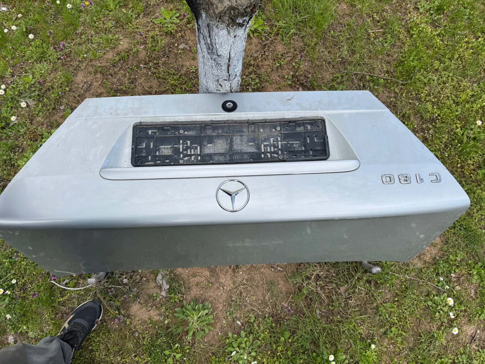 Заден капак за Mercedez Benz C180 , снимка 2 - Части - 54166199