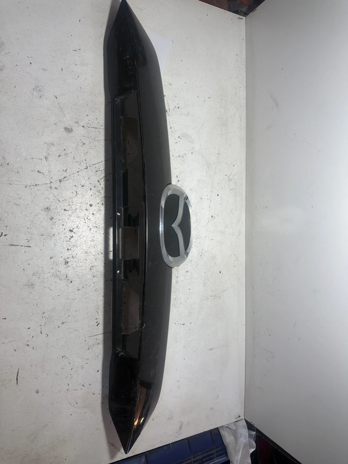 лайсна заден капак KD5350811 Mazda CX 5