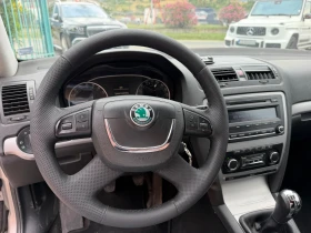 Skoda Octavia 2.0 TDI* 140к.с* Climatronic* Parktronic* Xenon, снимка 6